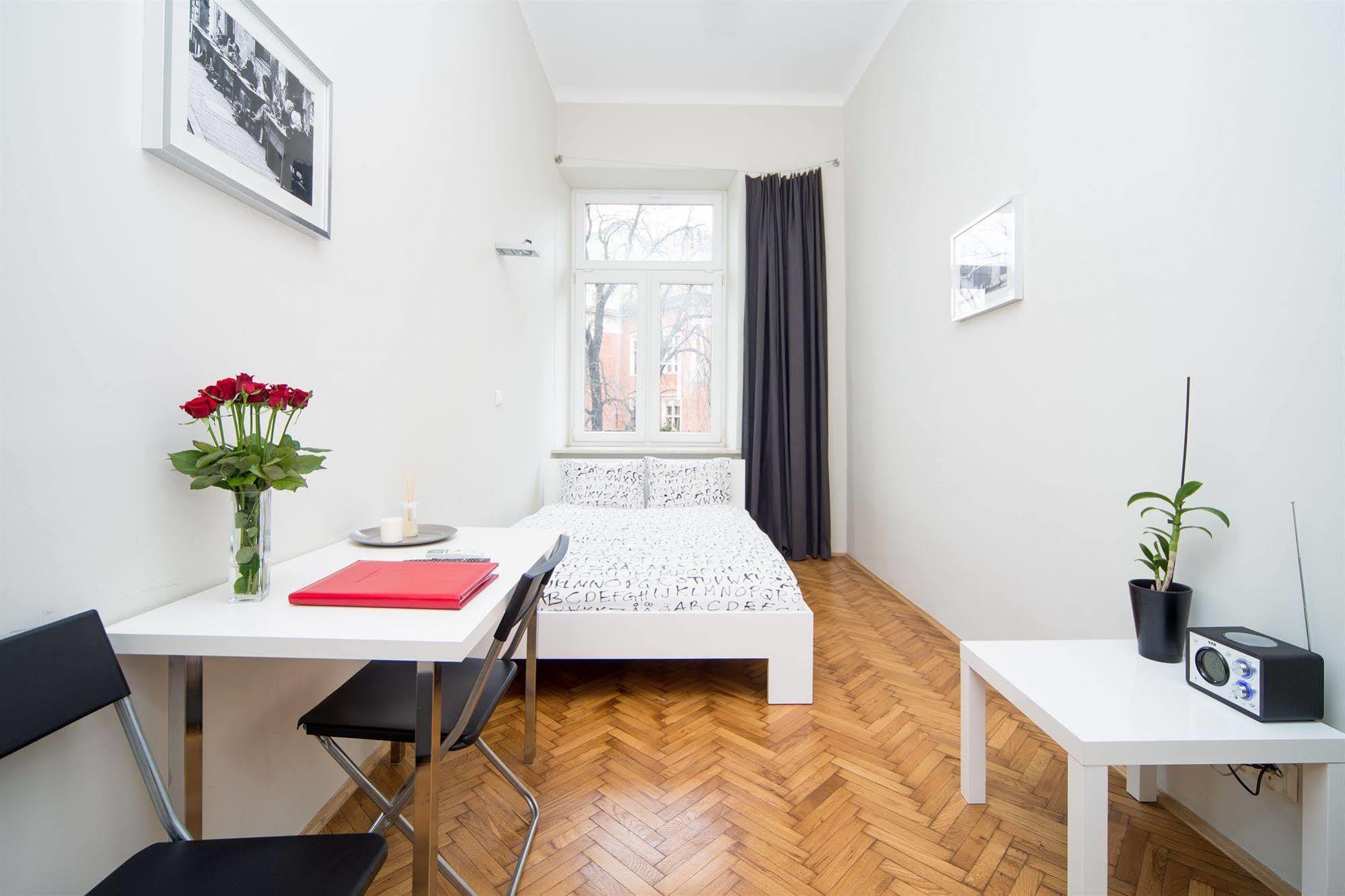 Novumhouse - Straszewskiego Aparthotel Krakow Ngoại thất bức ảnh